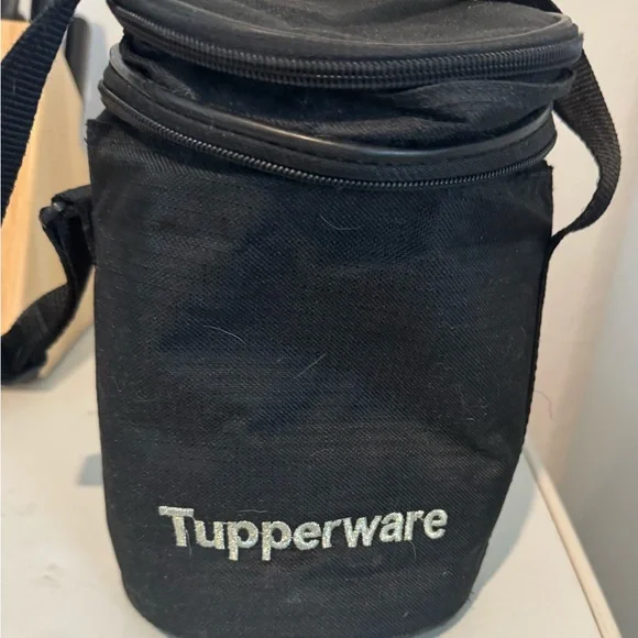 Tupperware Black Baby Bag with Insulated Design - Picture 1 of 4